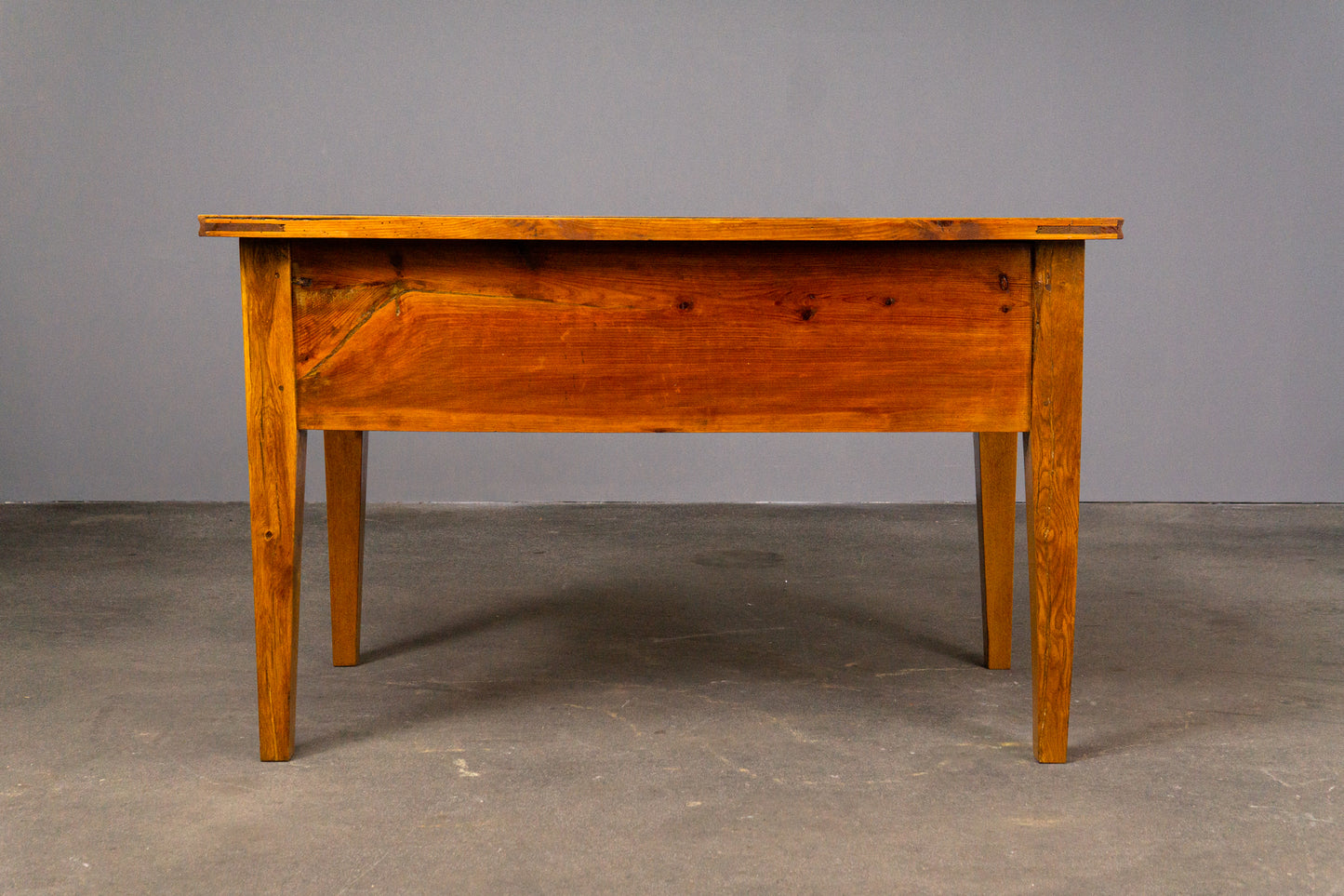 Praktischer Antiker Schreibtisch