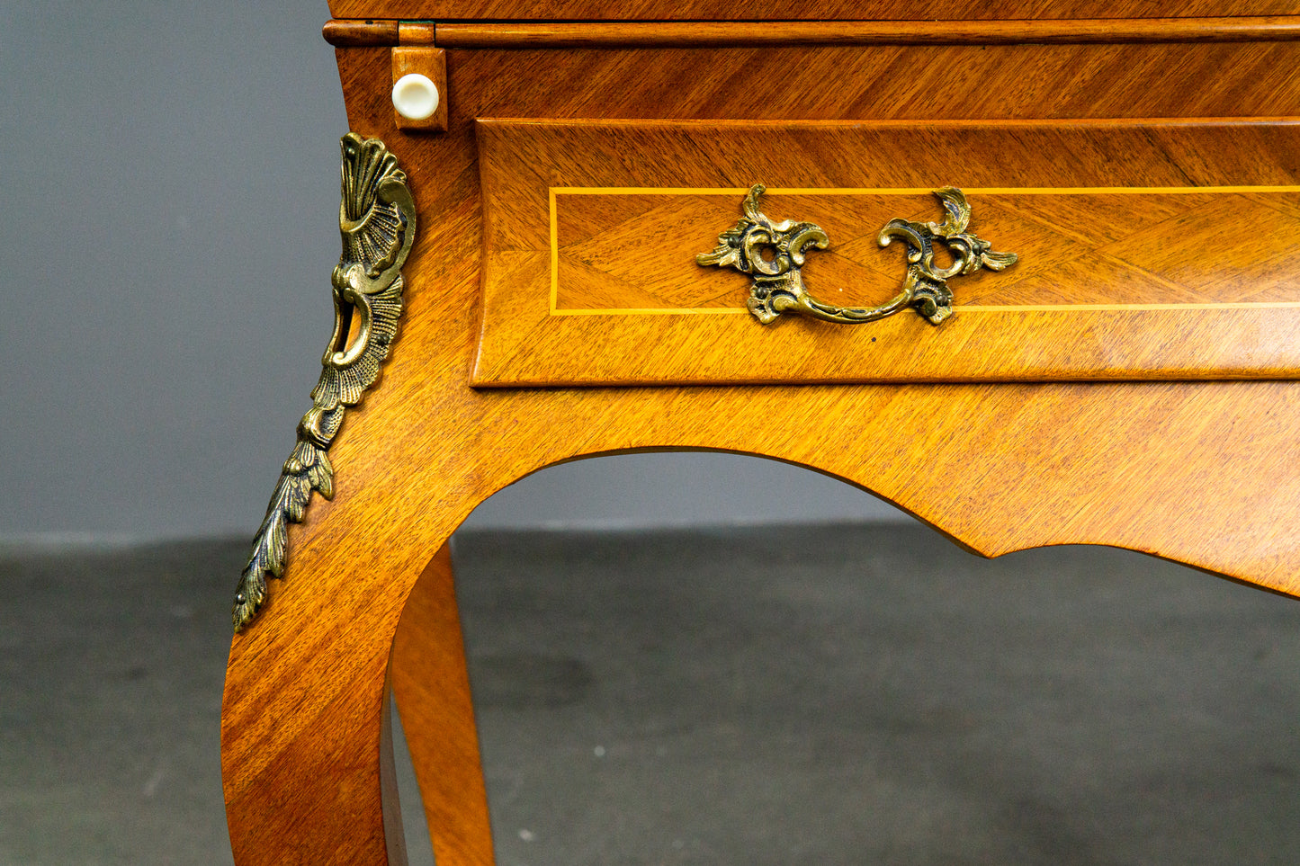 Wunderschöner Sekretär im Louis XV Stil