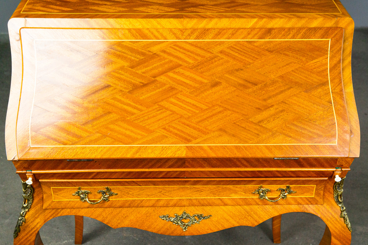 Wunderschöner Sekretär im Louis XV Stil