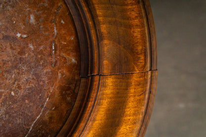 Schöner Antiker Beistelltisch