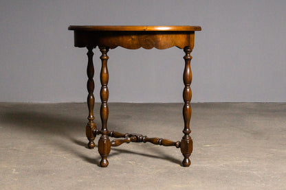 Eleganter Konsolentisch im Antik Stil