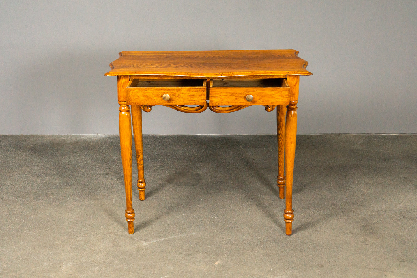 Eleganter Biedermeier Damenschreibtisch