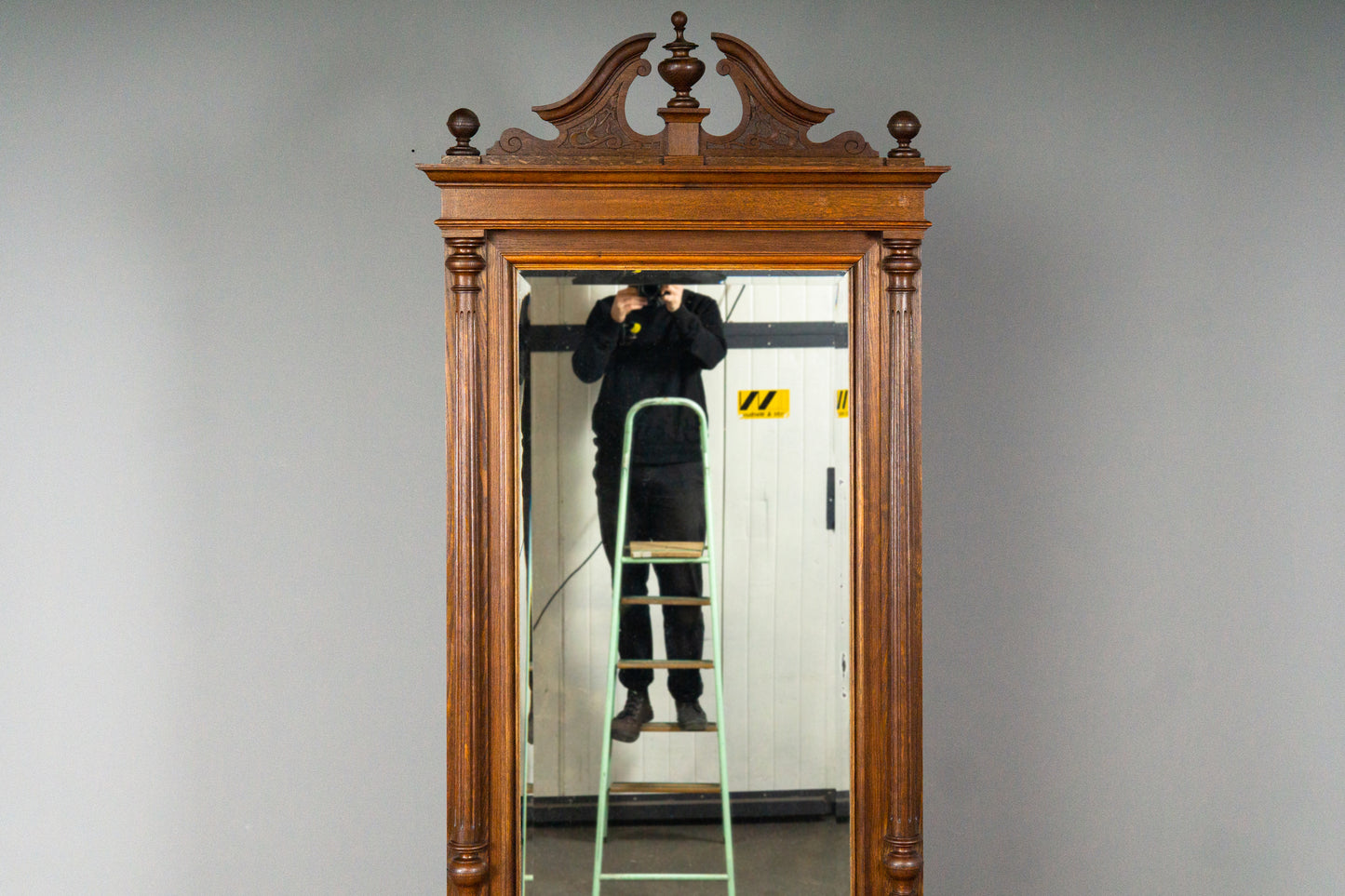 Eleganter Antiker Wandspiegel