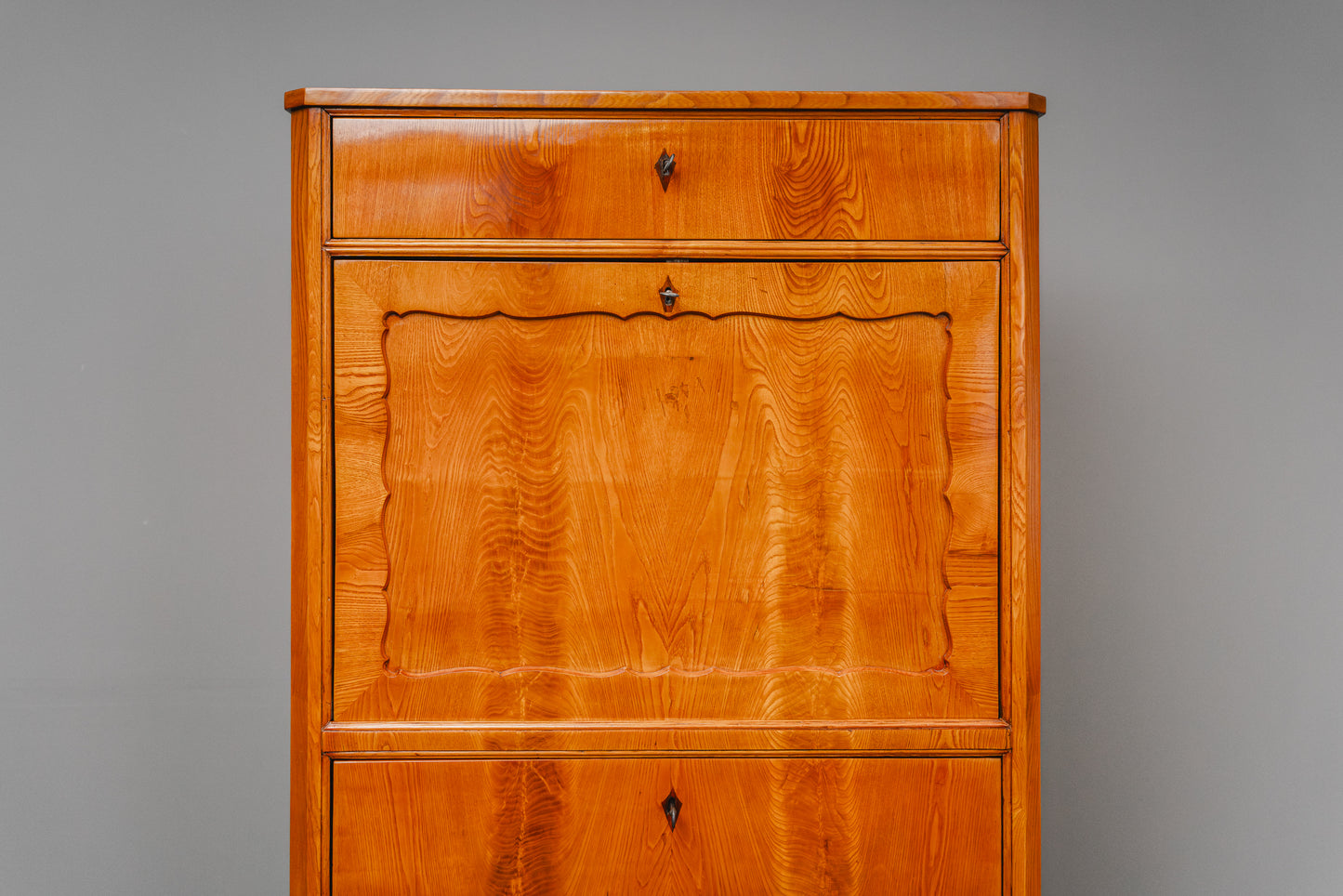 Praktischer Biedermeier Standsekretär