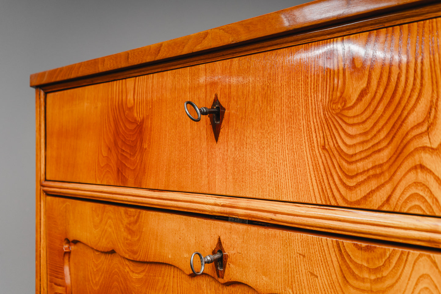 Praktischer Biedermeier Standsekretär