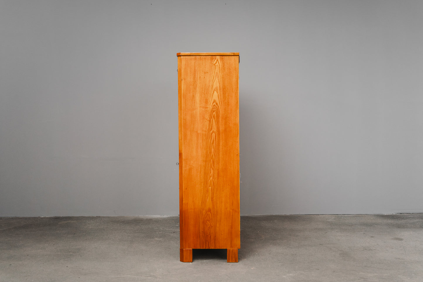 Praktischer Biedermeier Standsekretär