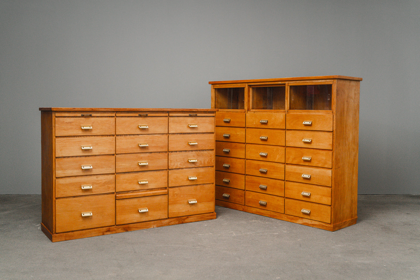 Praktischer Schubladenschrank im Industriedesign