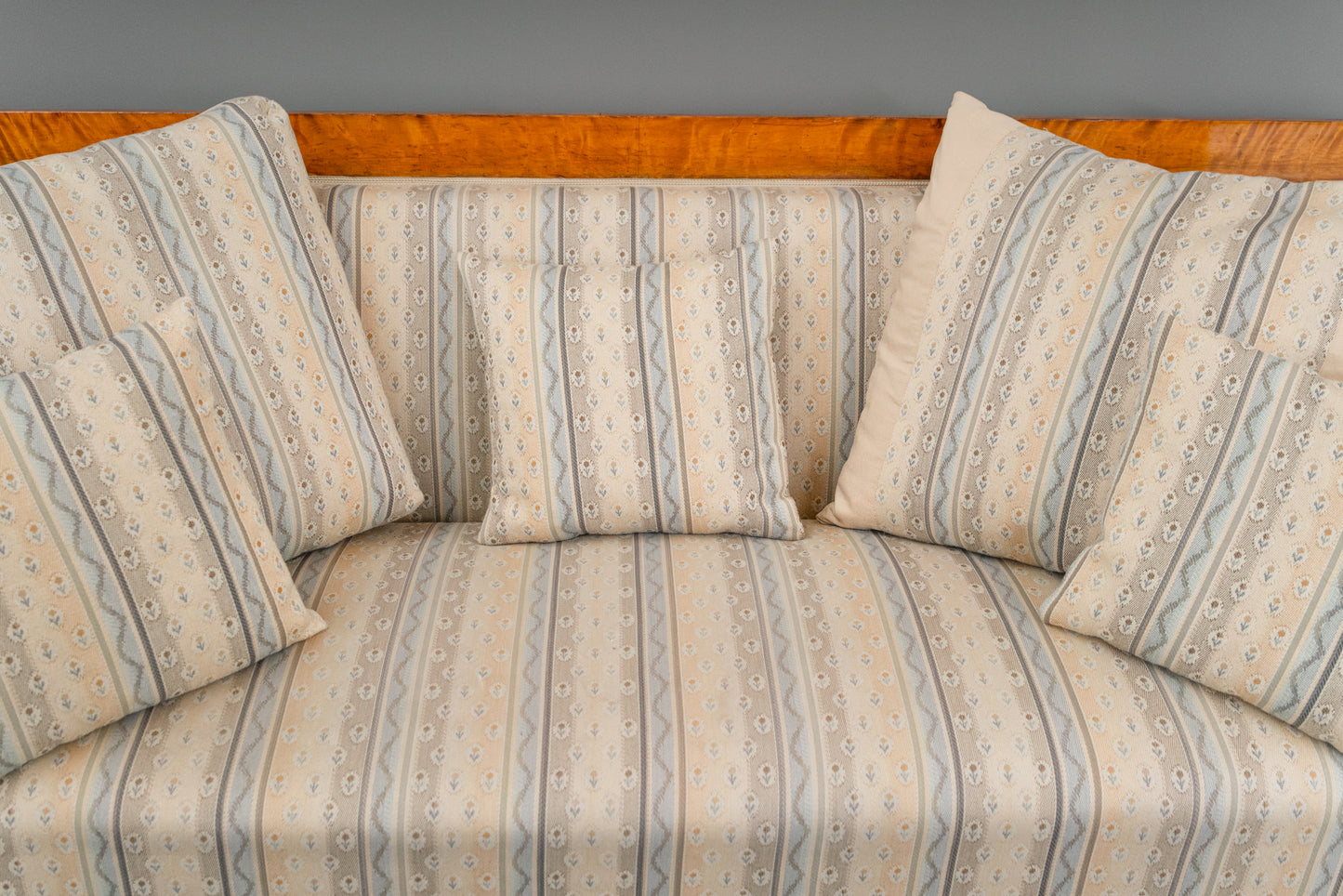 Wunderschönes Biedermeier Sofa