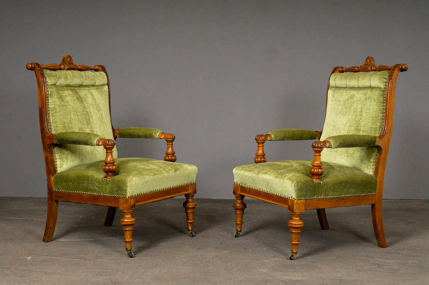 Elegantes Paar Gründerzeit Sessel