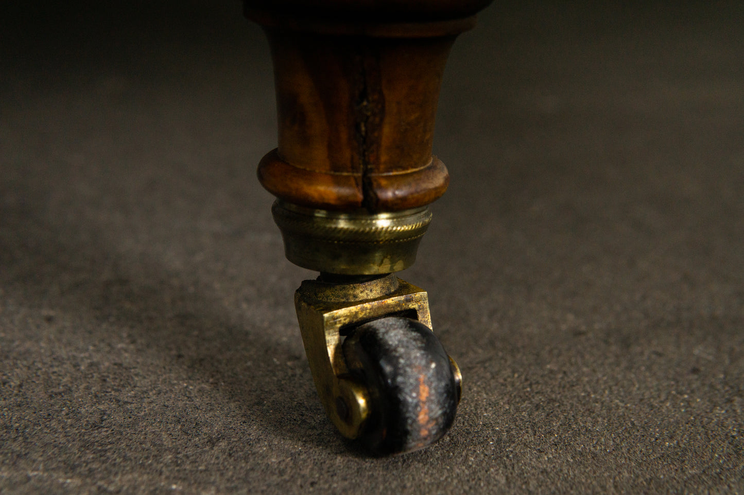 Elegantes Paar Gründerzeit Sessel