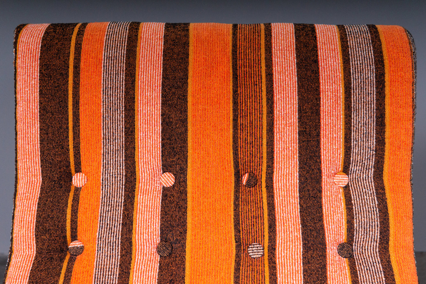 Schönes Vintage Sofa mit zwei Sesseln