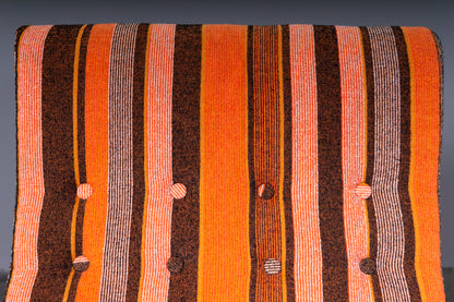 Schönes Vintage Sofa mit zwei Sesseln