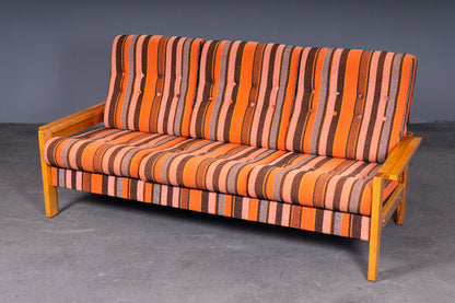 Schönes Vintage Sofa mit zwei Sesseln
