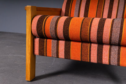 Schönes Vintage Sofa mit zwei Sesseln