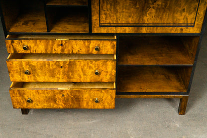 Praktisches Art Déco Highboard