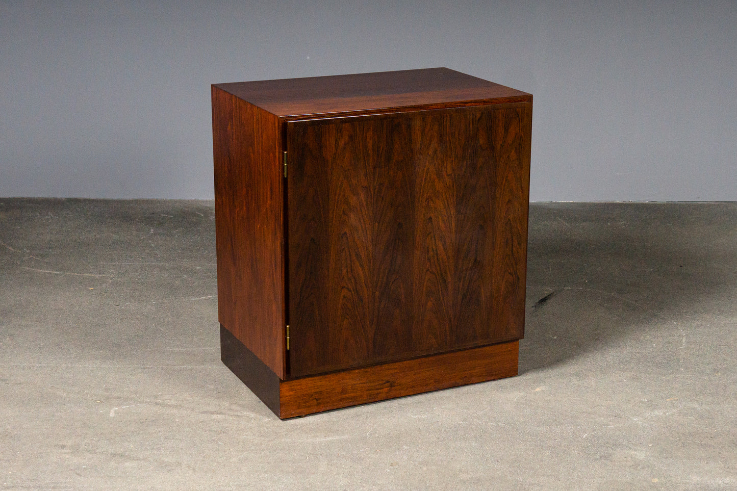 Schöne Mid-Century Kommode