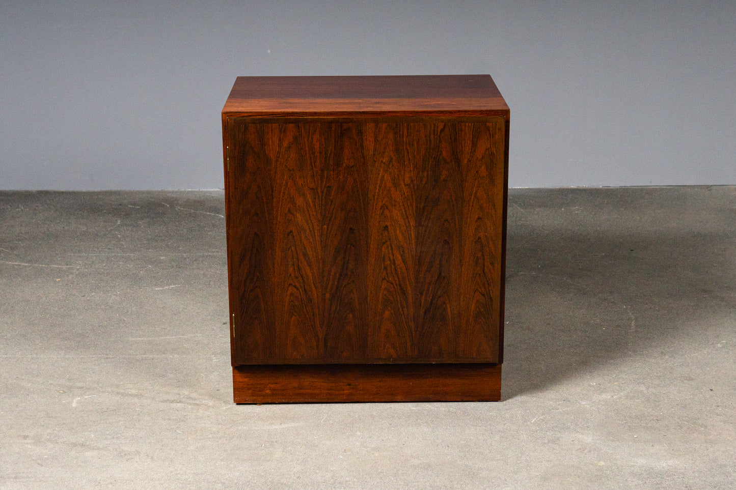 Schöne Mid-Century Kommode