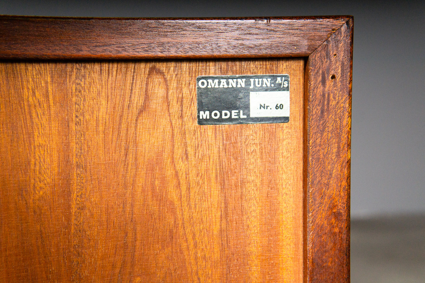 Schöne Mid-Century Kommode