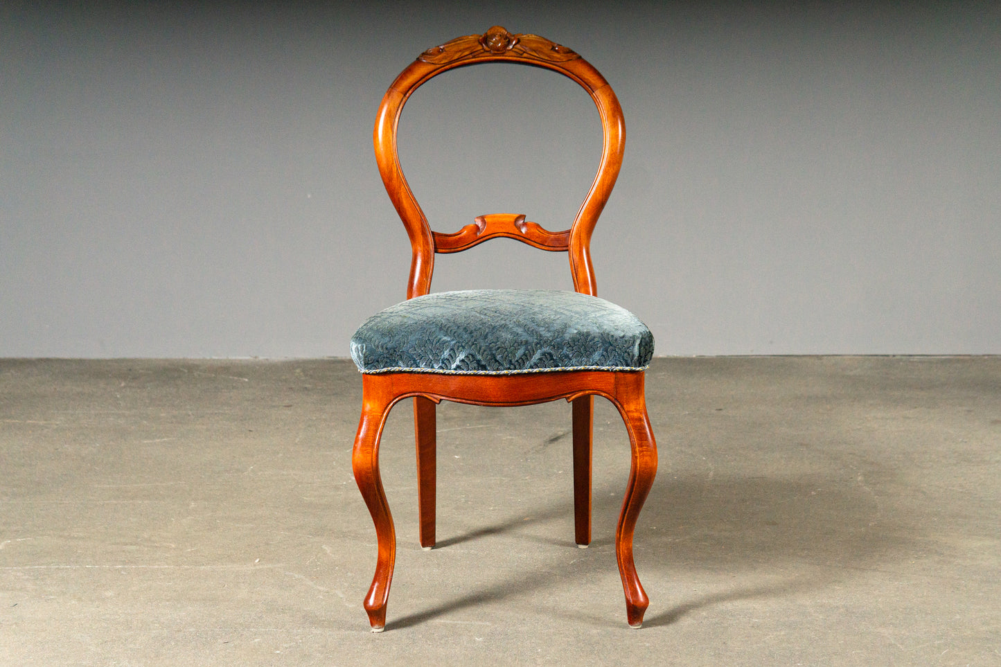 Schönes 4er Set Stühle im Biedermeier Stil