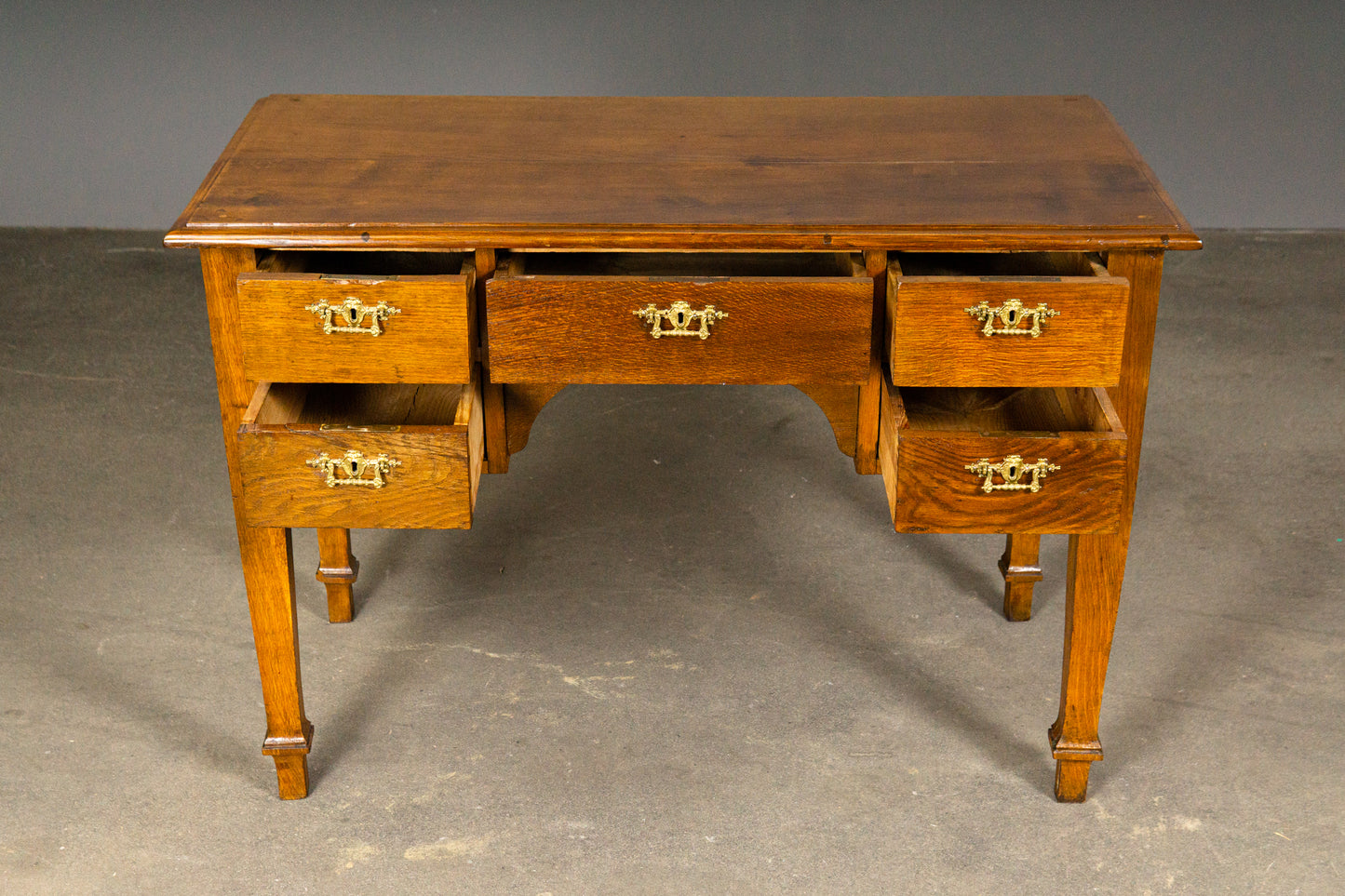 Schöner Biedermeier Schreibtisch