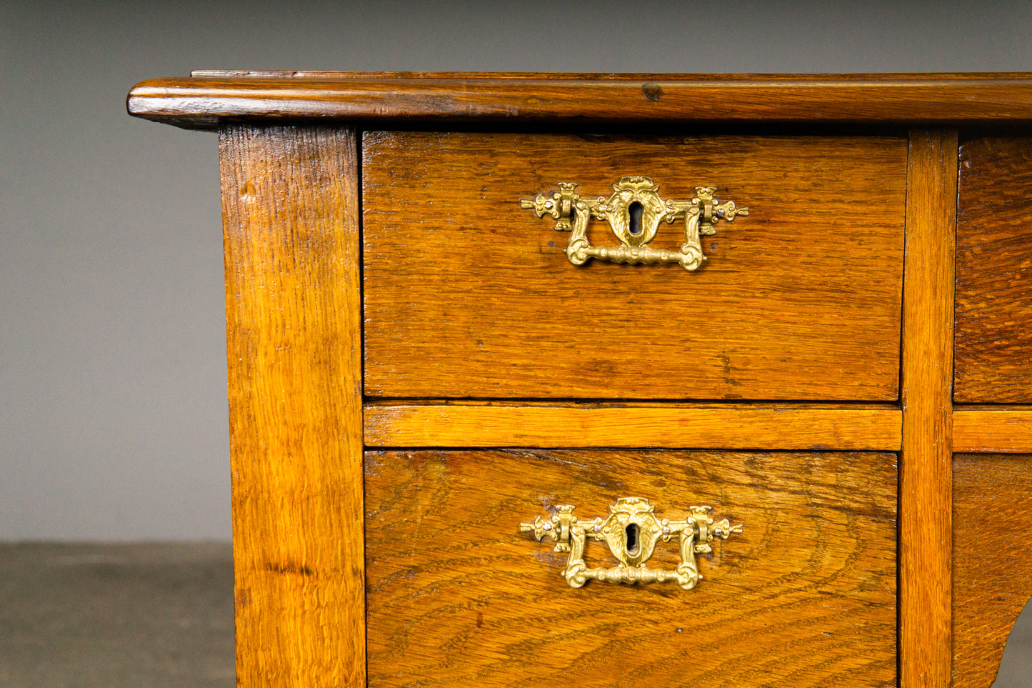 Schöner Biedermeier Schreibtisch