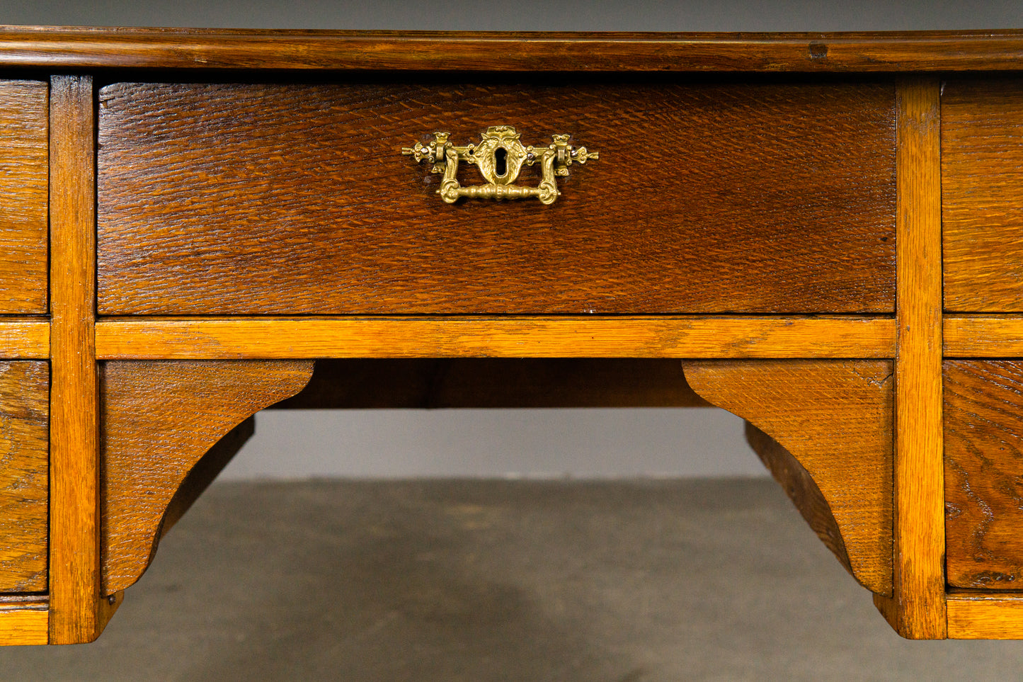 Schöner Biedermeier Schreibtisch