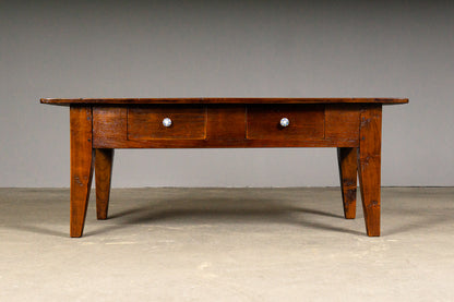 Schöner Vintage Couchtisch