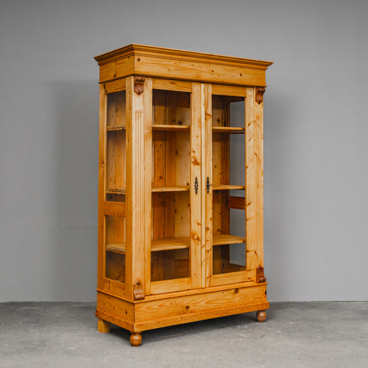 Schöne Gründerzeit Vitrine