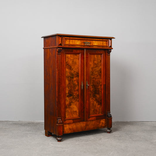 Wunderschönes Gründerzeit Vertiko