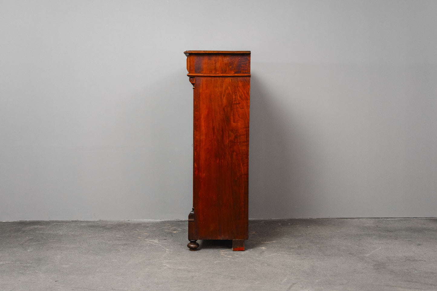 Wunderschönes Gründerzeit Vertiko