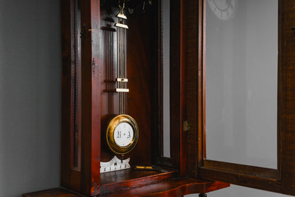 Elegante Gründerzeit Wanduhr