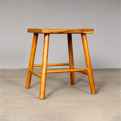 Süßer Vintage Hocker