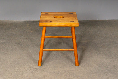 Süßer Vintage Hocker