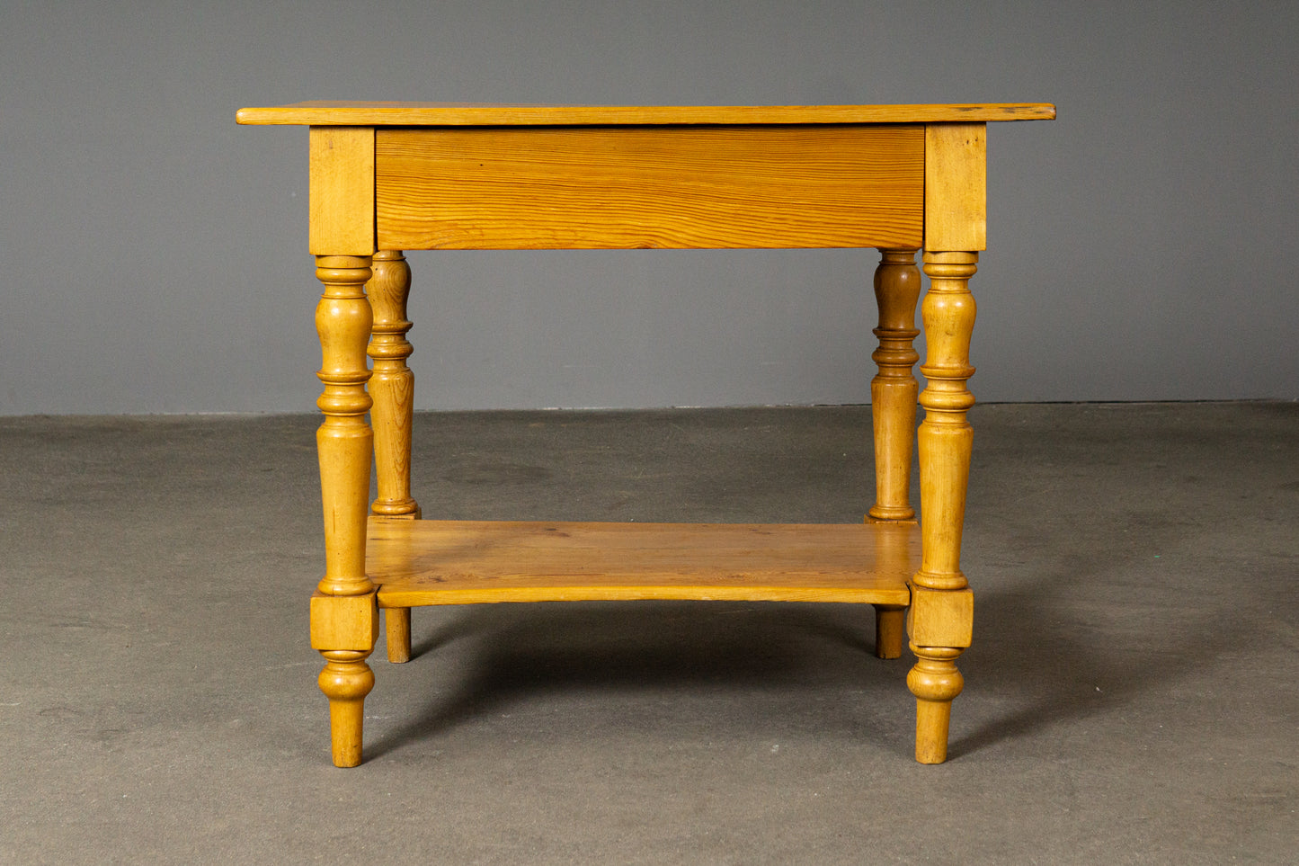 Kleiner Biedermeier Tisch