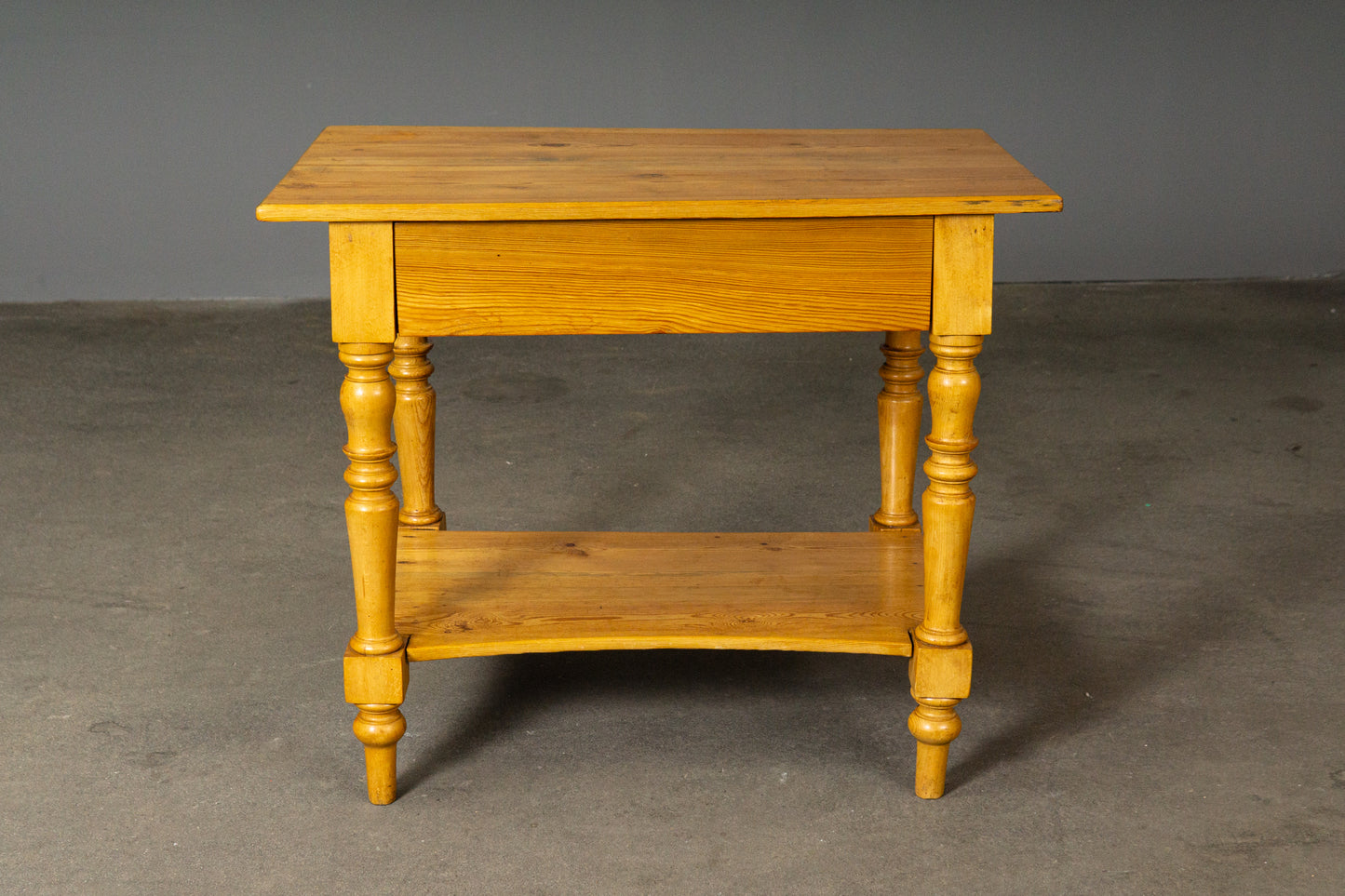 Kleiner Biedermeier Tisch