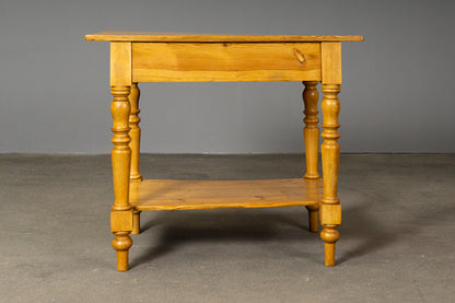 Kleiner Biedermeier Tisch