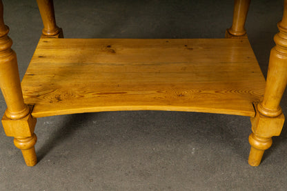 Kleiner Biedermeier Tisch