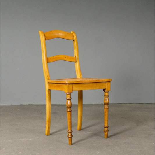 Schöner Biedermeier Stuhl