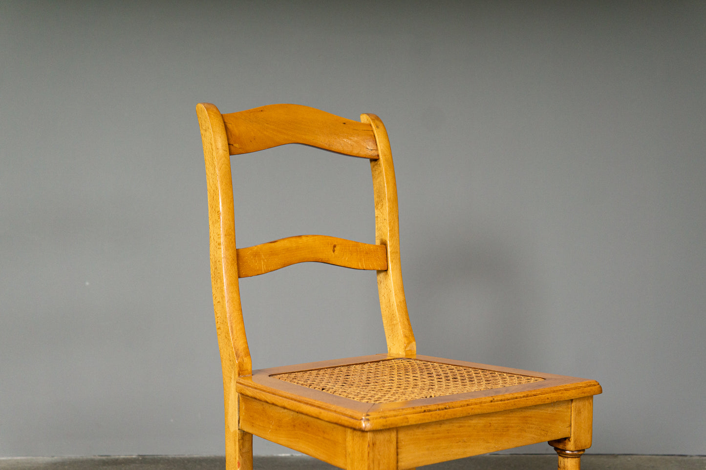 Schöner Biedermeier Stuhl