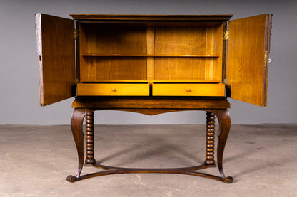 Eleganter Jugendstil Aufsatzschrank