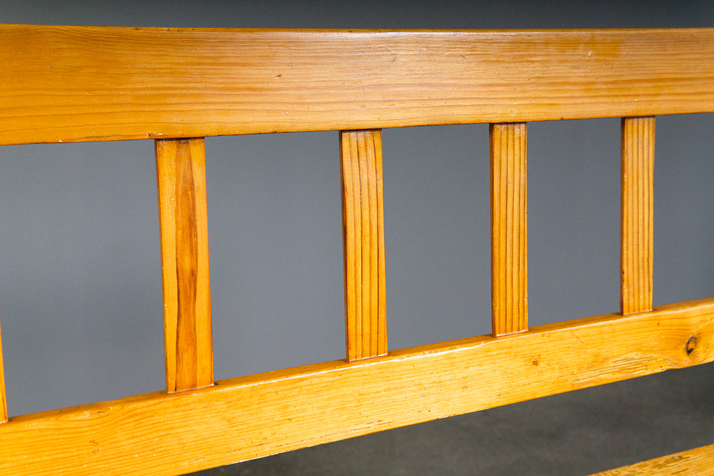 Praktische Biedermeier Truhenbank