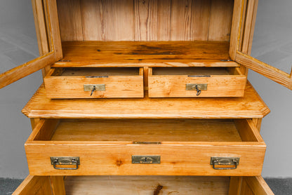 Wunderschöner Biedermeier Vitrinenschrank