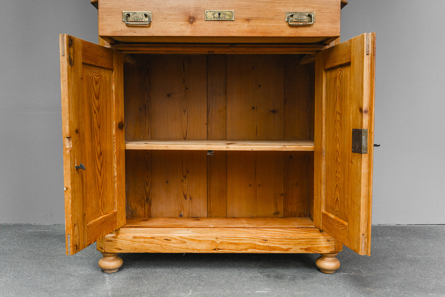 Wunderschöner Biedermeier Vitrinenschrank