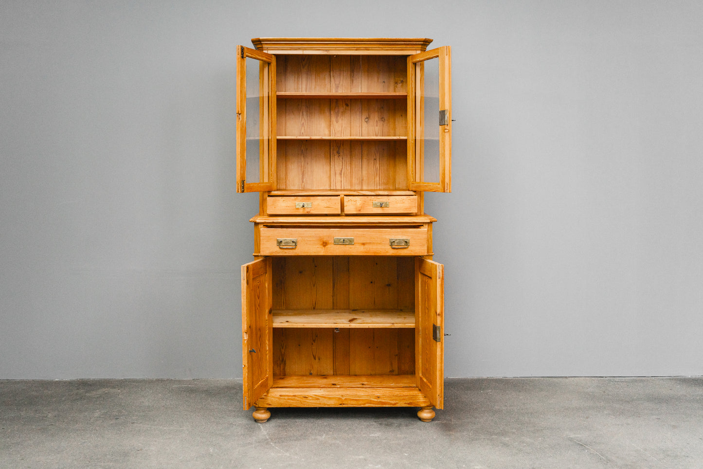 Wunderschöner Biedermeier Vitrinenschrank