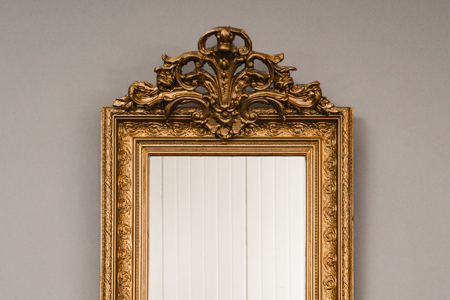 Eleganter Wandspiegel
