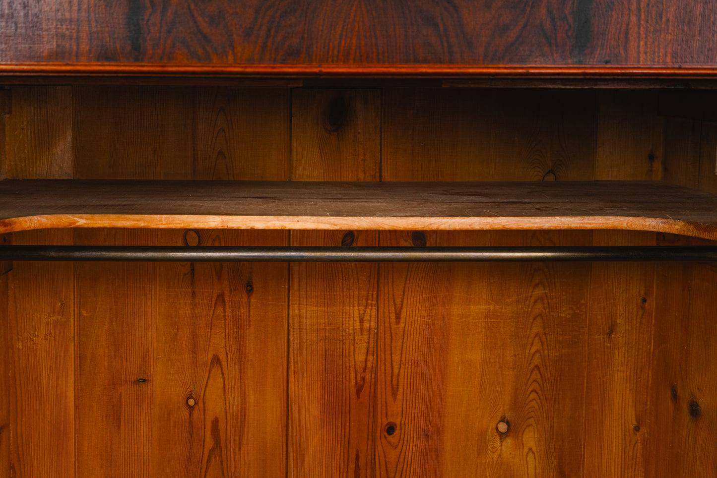 Wunderschöner Gründerzeit Kleiderschrank