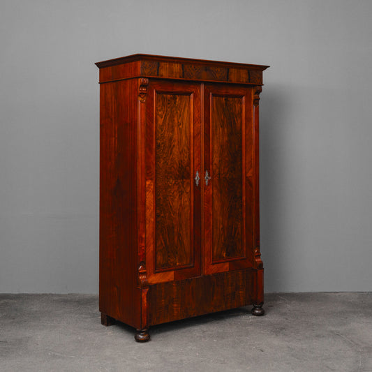 Wunderschöner Gründerzeit Kleiderschrank