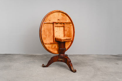 Eleganter Biedermeier Esstisch