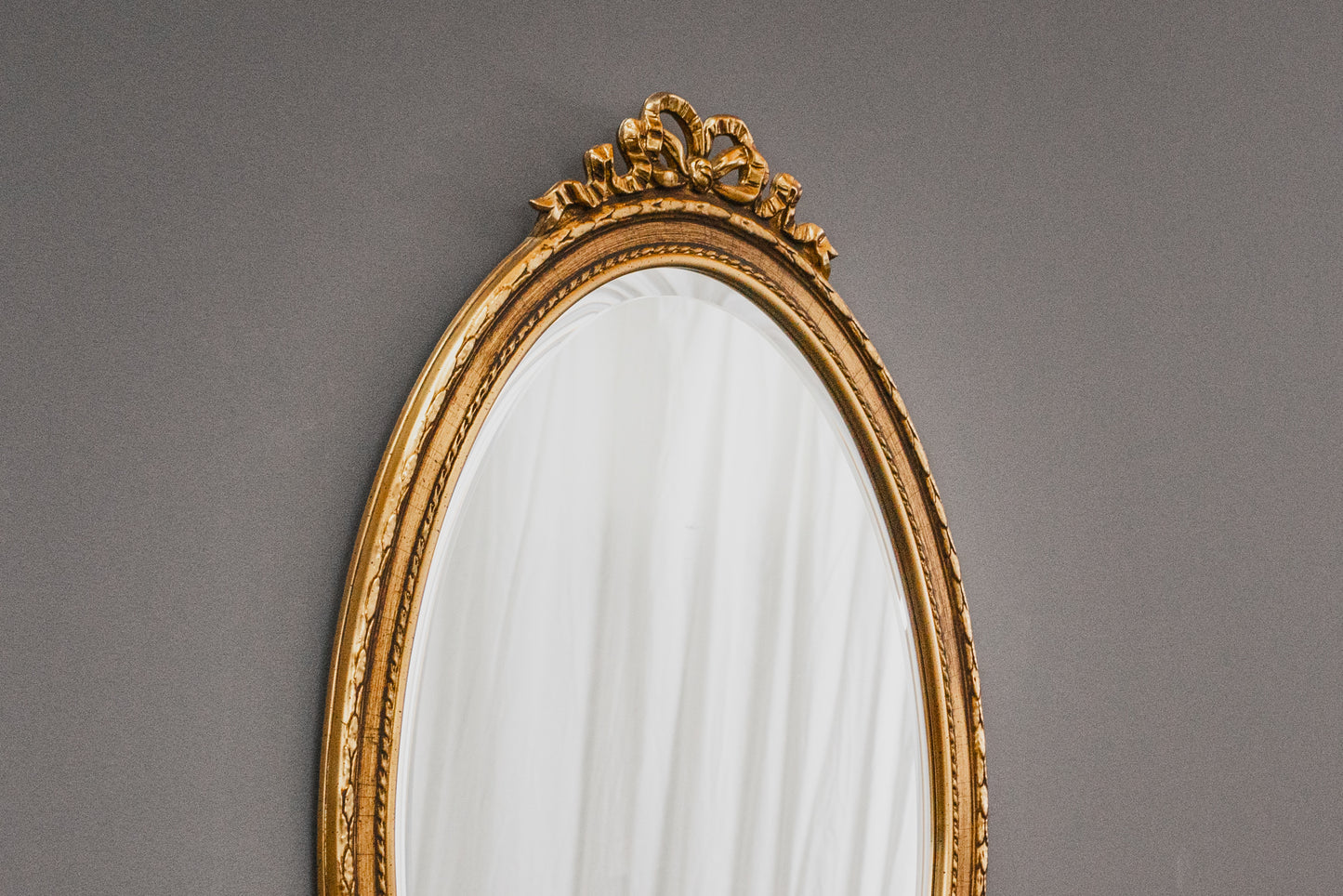 Eleganter Spiegel