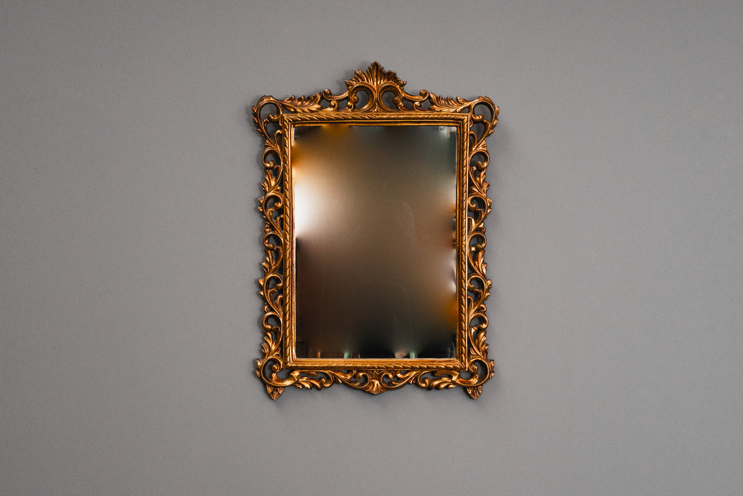 Eleganter Spiegel im Barock Stil